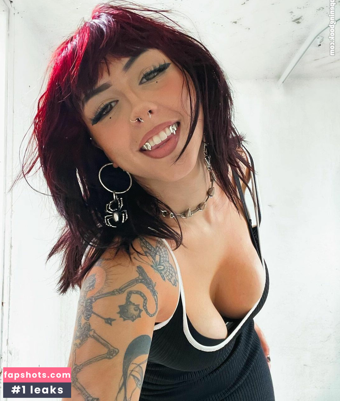 vana_nz gallery photo #55