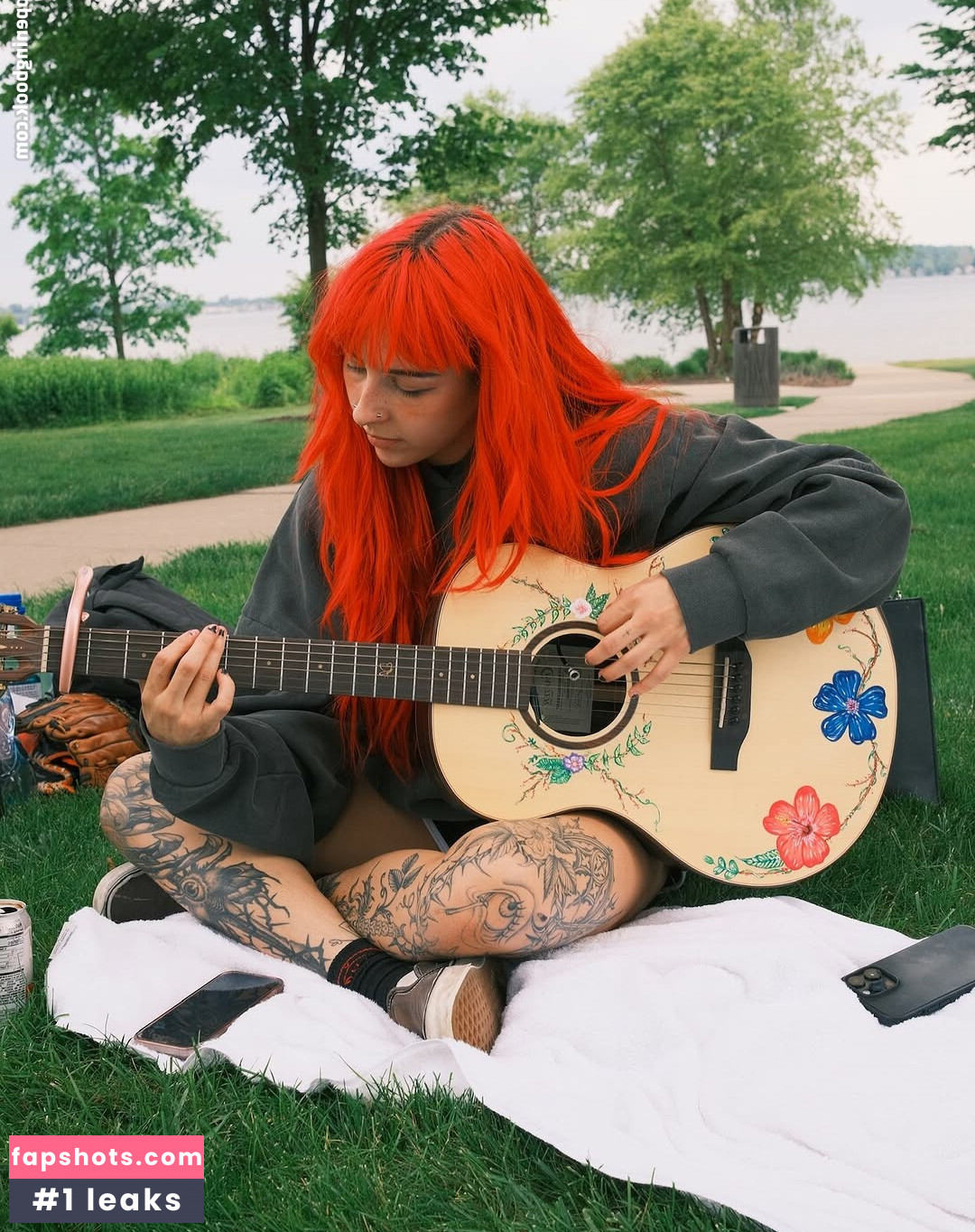 vana_nz gallery photo #7