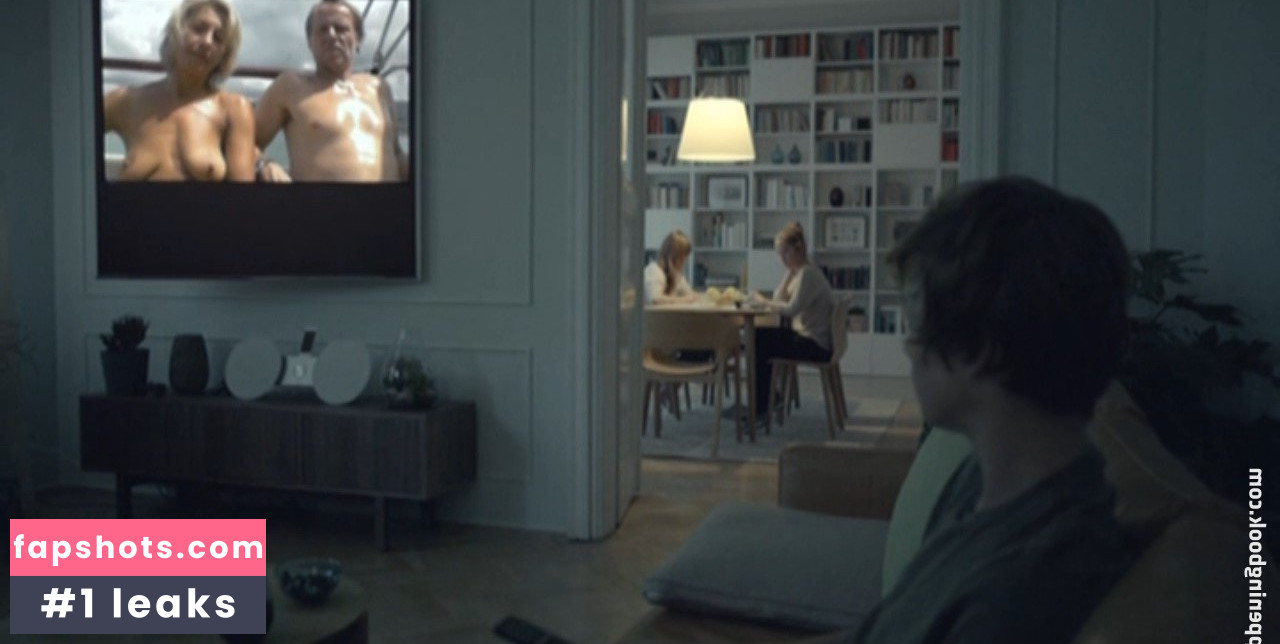 Vanda Hybnerova nude babe gallery