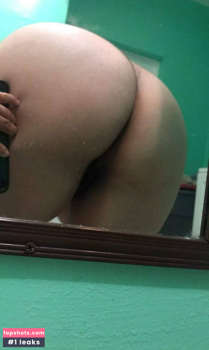 Vanessa Alvarado Cruz nude babe gallery