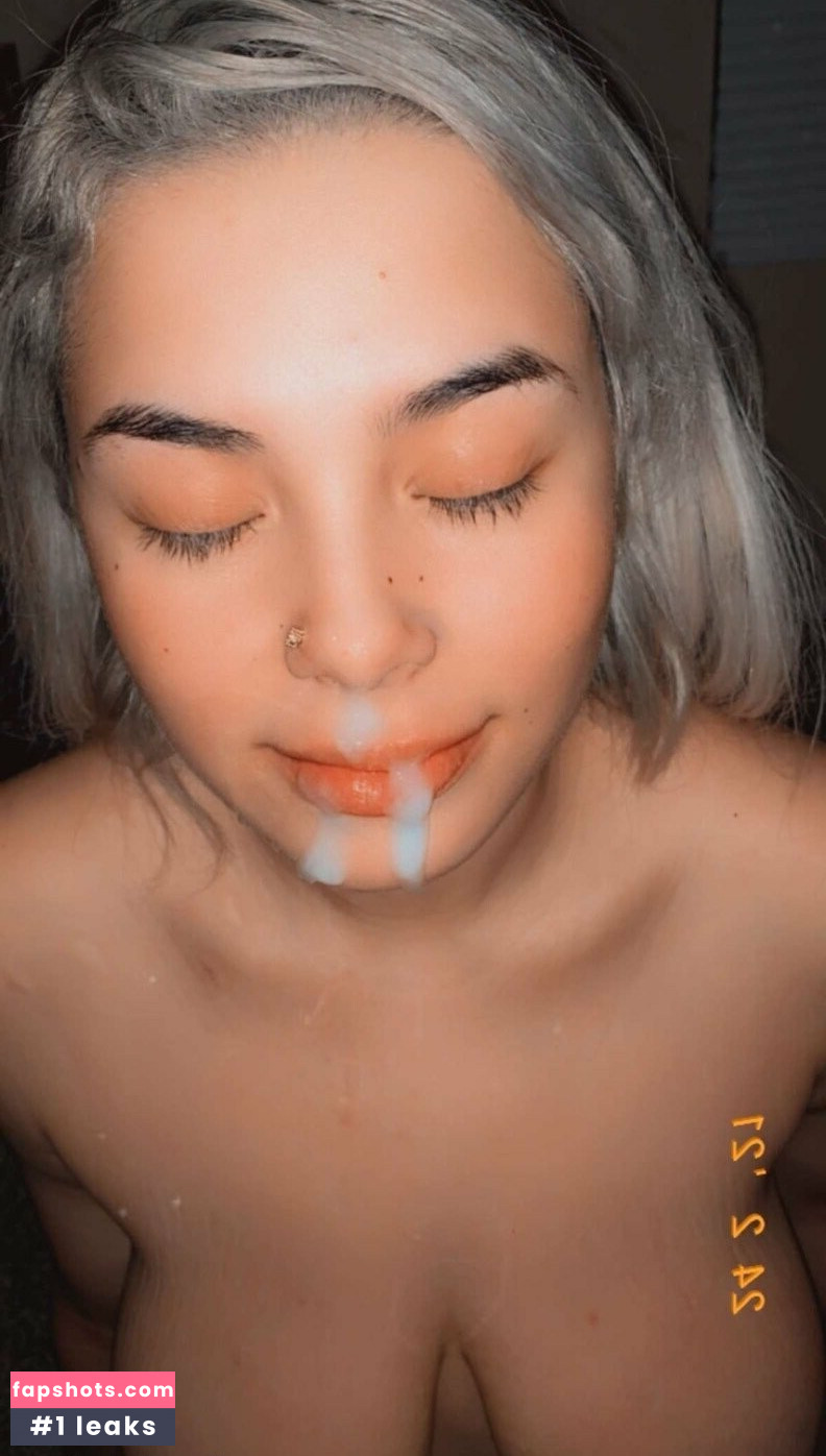 Vanessa Ayavar gallery photo #12