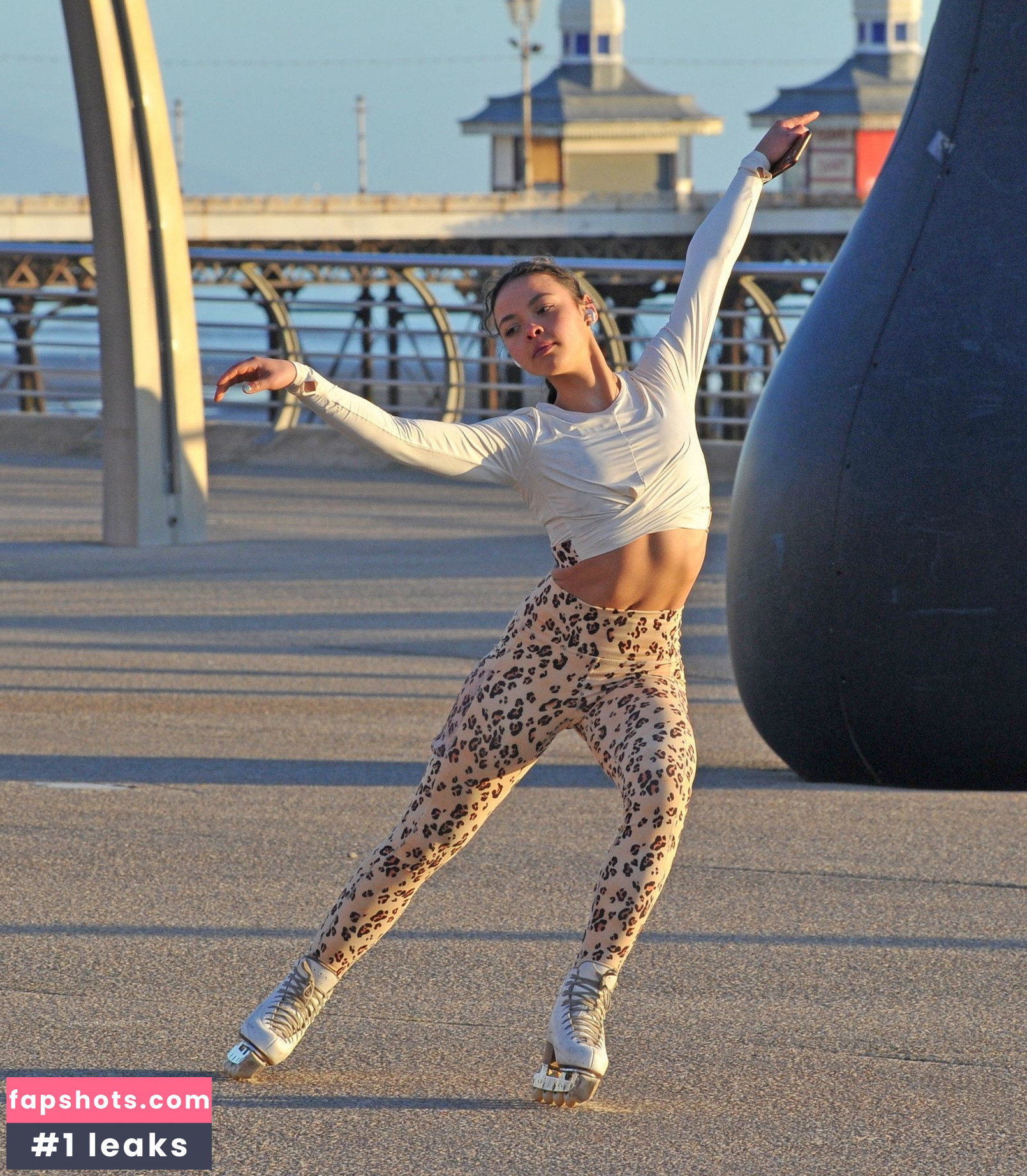 Vanessa Bauer Nude Leaks OnlyFans Photos #151 - LeakJerk