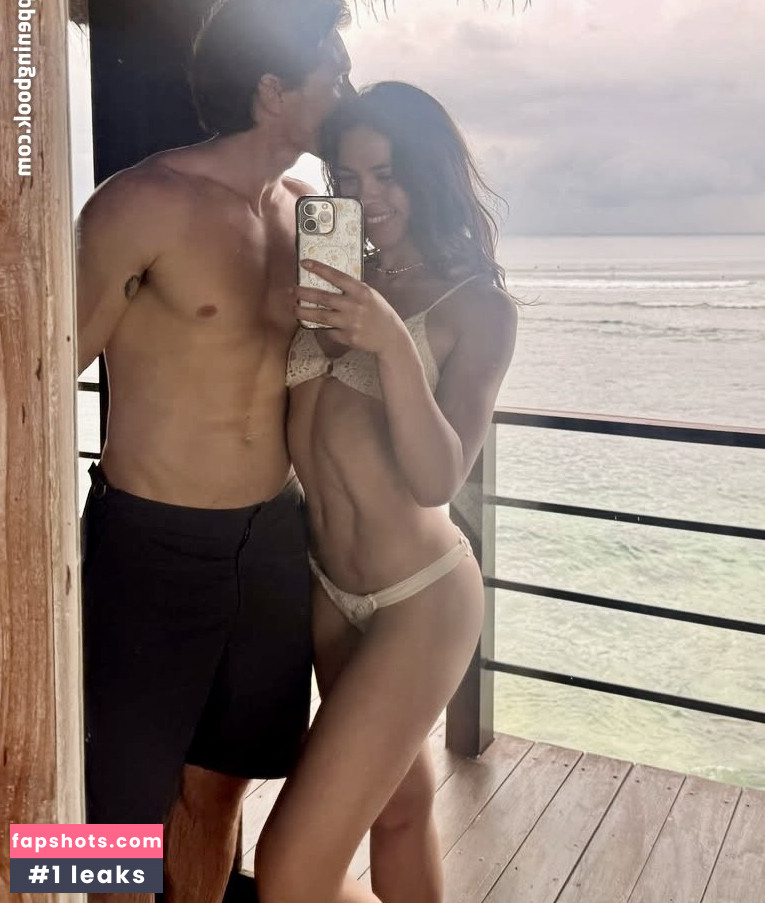 Vanessa Bauer Nude Leaks OnlyFans Photos #6 - Fapshots