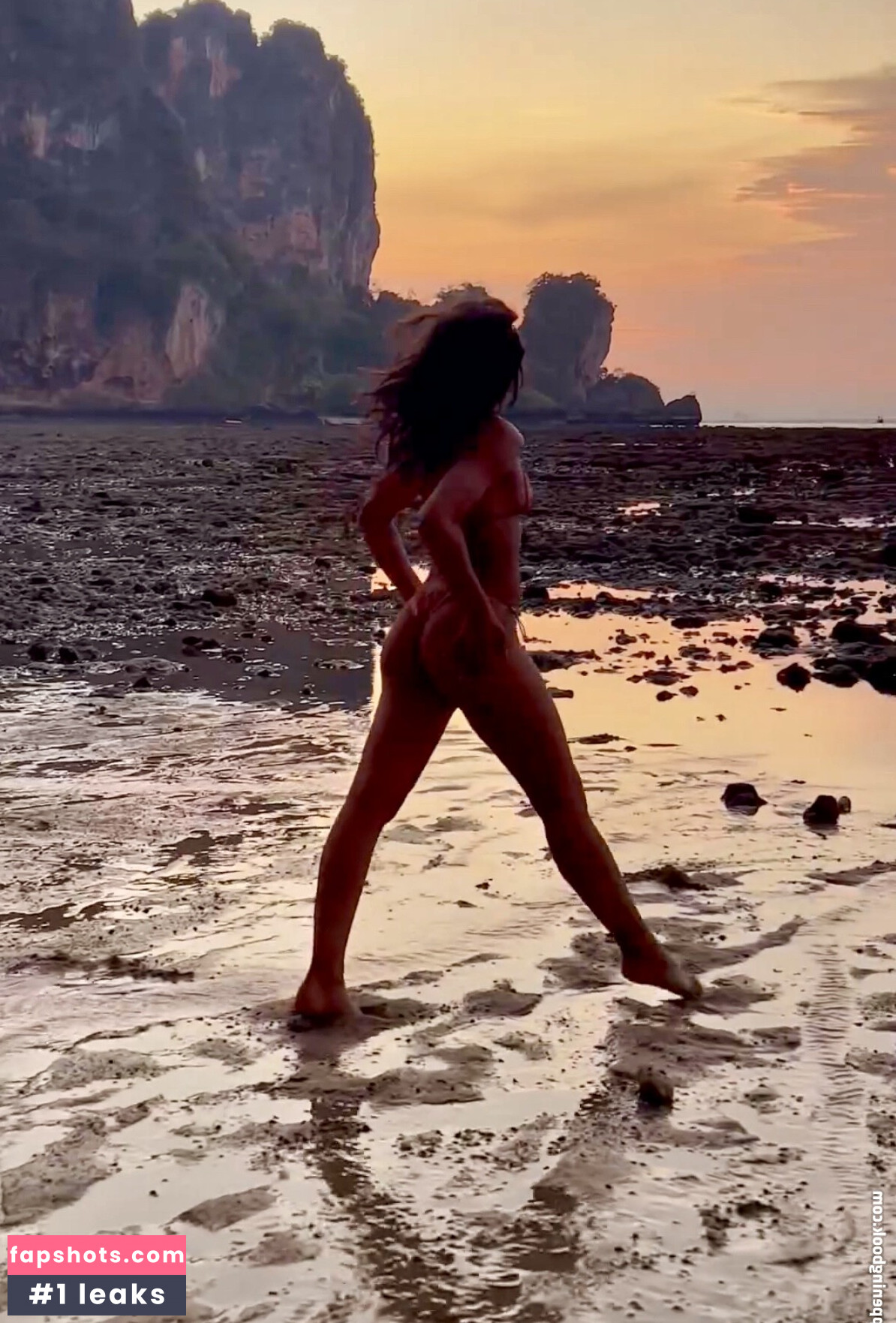 Vanessa Bauer Nude Leaks OnlyFans Photos #72 - LeakJerk