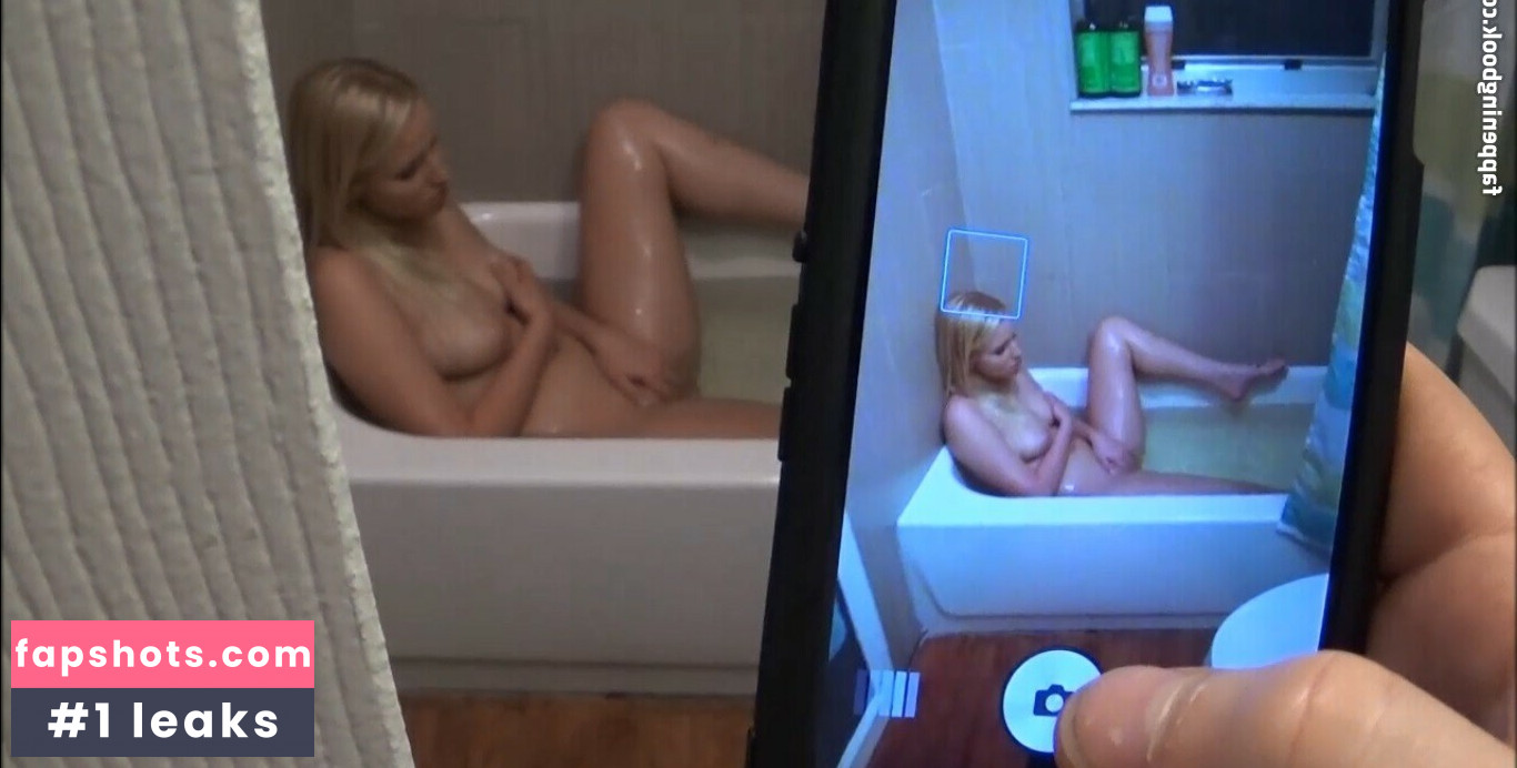 Vanessa Cage gallery photo #68