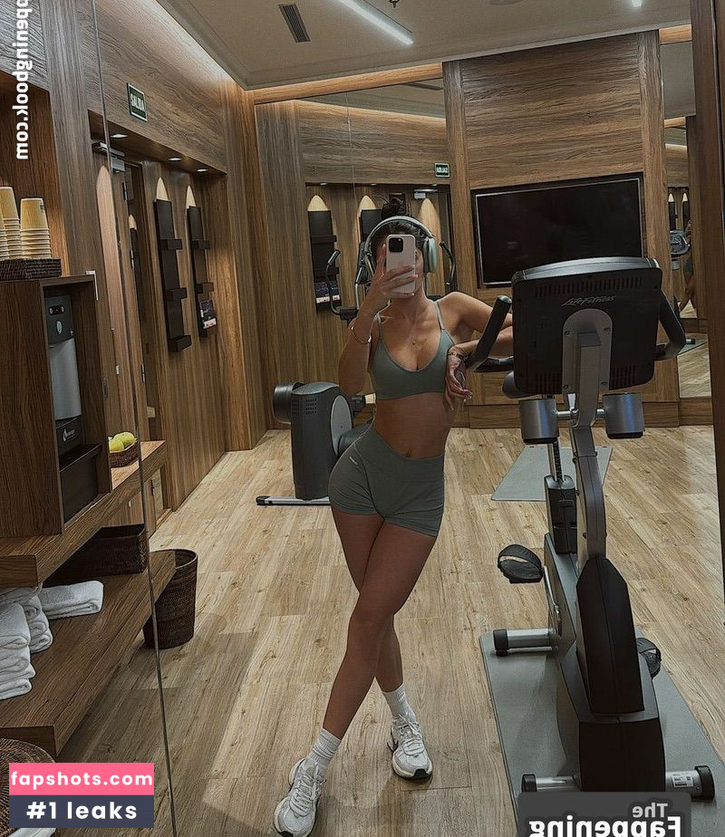 Vanessa Christine gallery photo #40