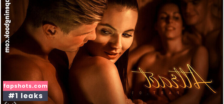 Vanessa Decker gallery photo #3