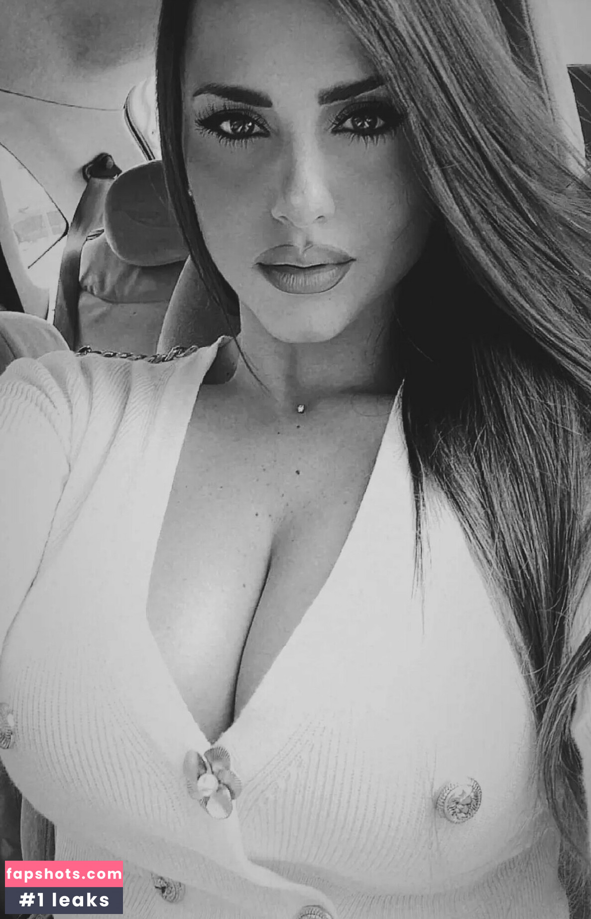 Vanessa Gemmellaro gallery photo #2