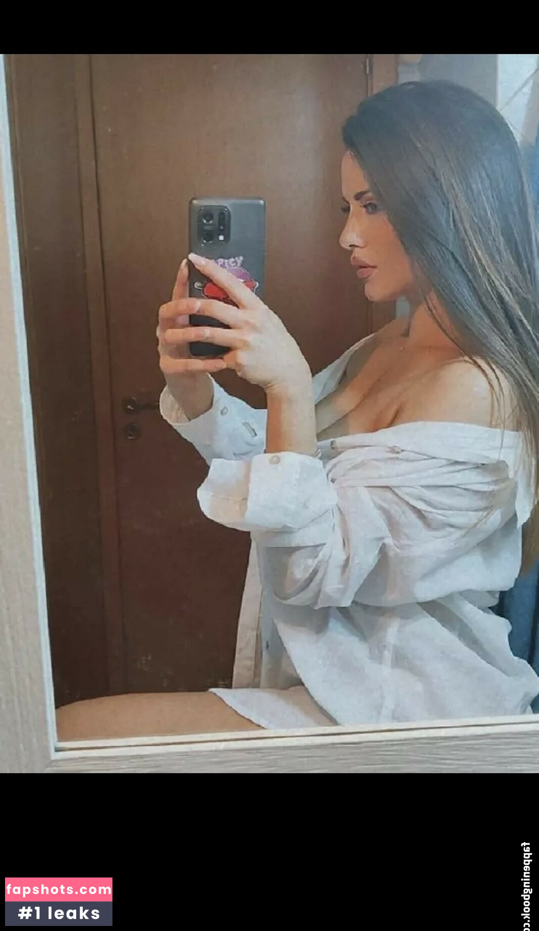 Vanessa Gemmellaro gallery photo #12