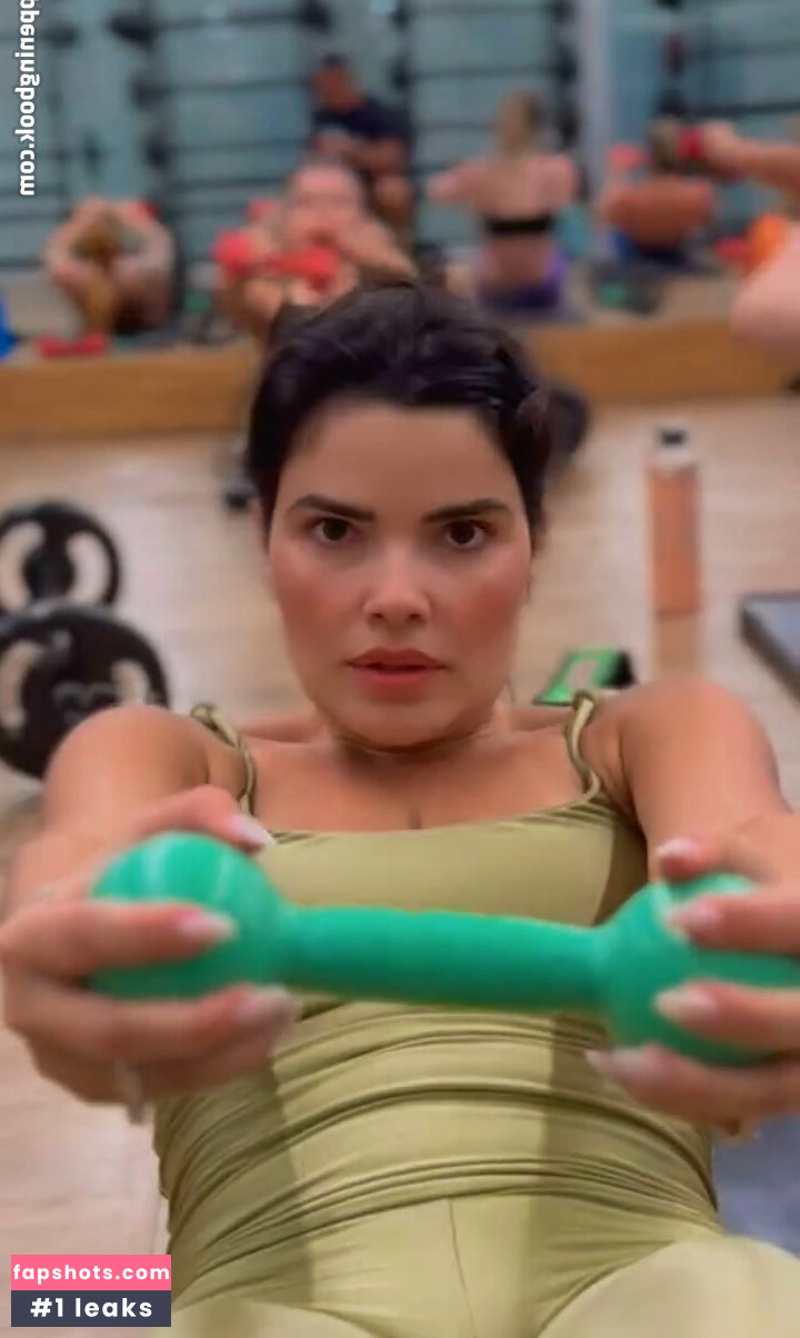 Vanessa Giácomo Nude Leaks OnlyFans Photos #18 - LeakJerk