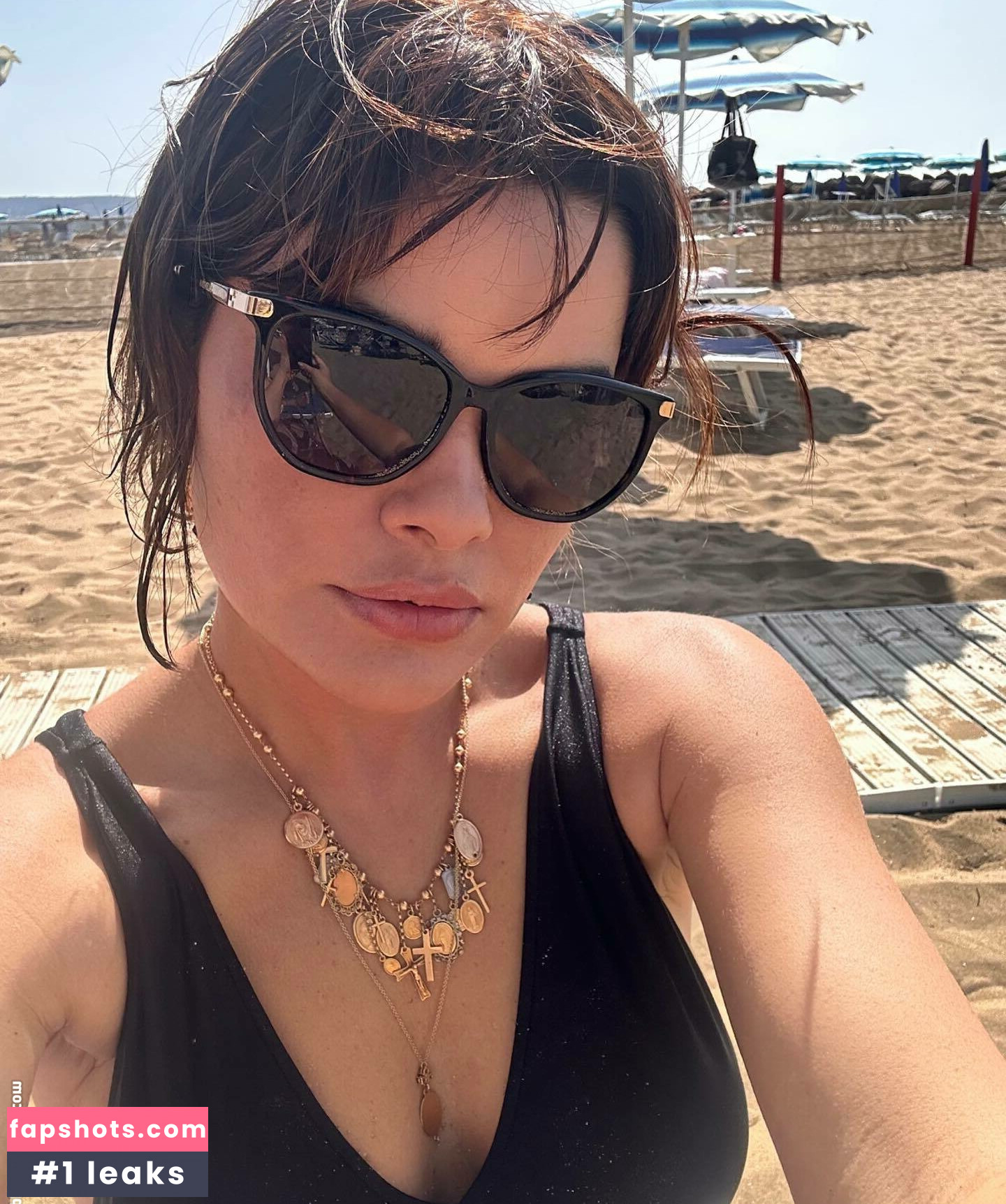 Vanessa Giácomo Nude Leaks OnlyFans Photos #28 - LeakJerk