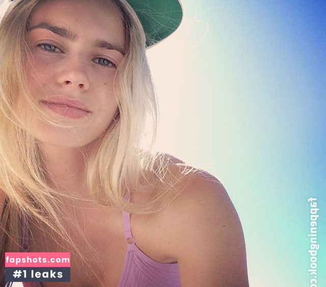 Vanessa Hessler Nude Leaks OnlyFans Photos #36 - LeakJerk