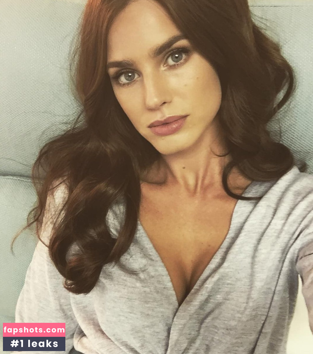 Vanessa Hessler Nude Leaks OnlyFans Photos #46 - LeakJerk