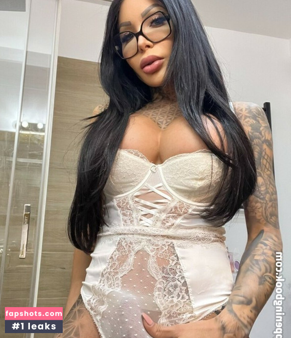 Vanessa Jhons gallery photo #13