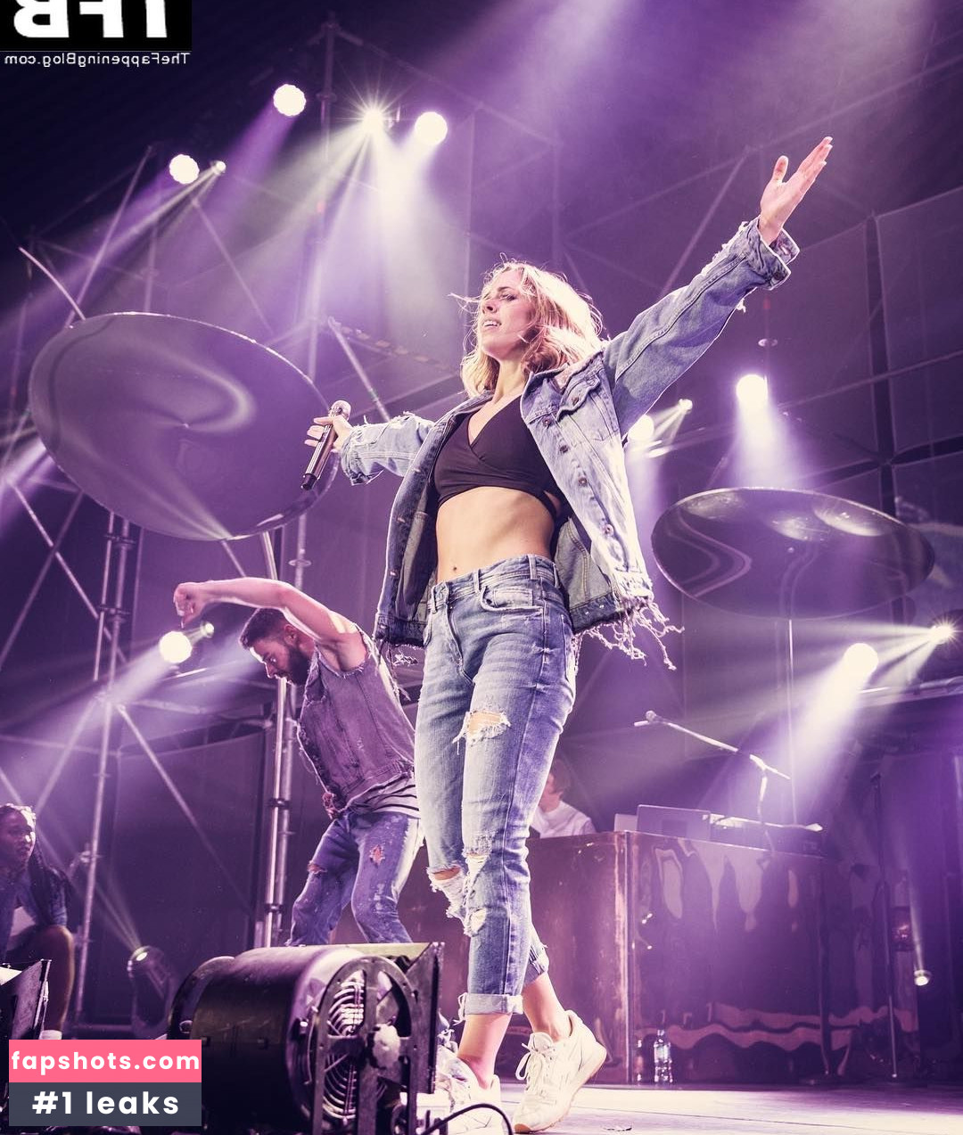 Vanessa Mai Nude Leaks OnlyFans Photos #401 - Fapshots