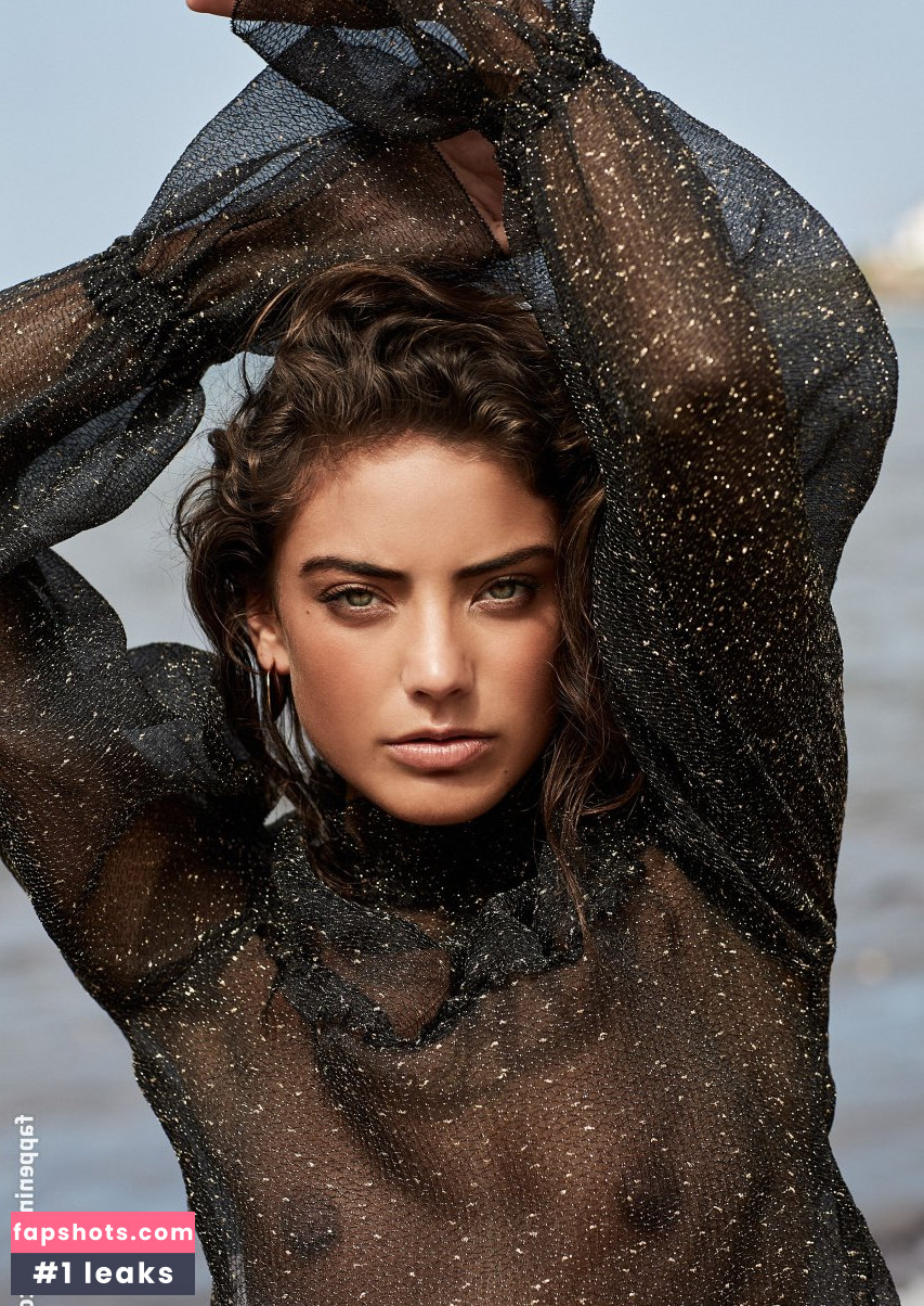 Vanessa Moe gallery photo #35