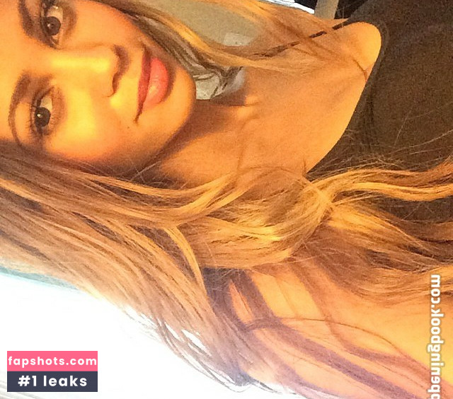 Vanessa Morgan gallery photo #150