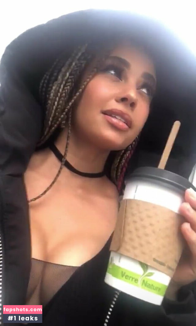 Vanessa Morgan gallery photo #160