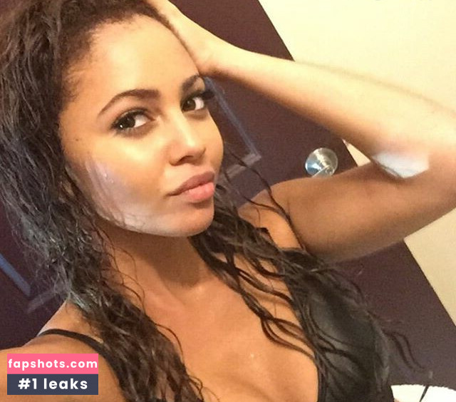 Vanessa Morgan gallery photo #174
