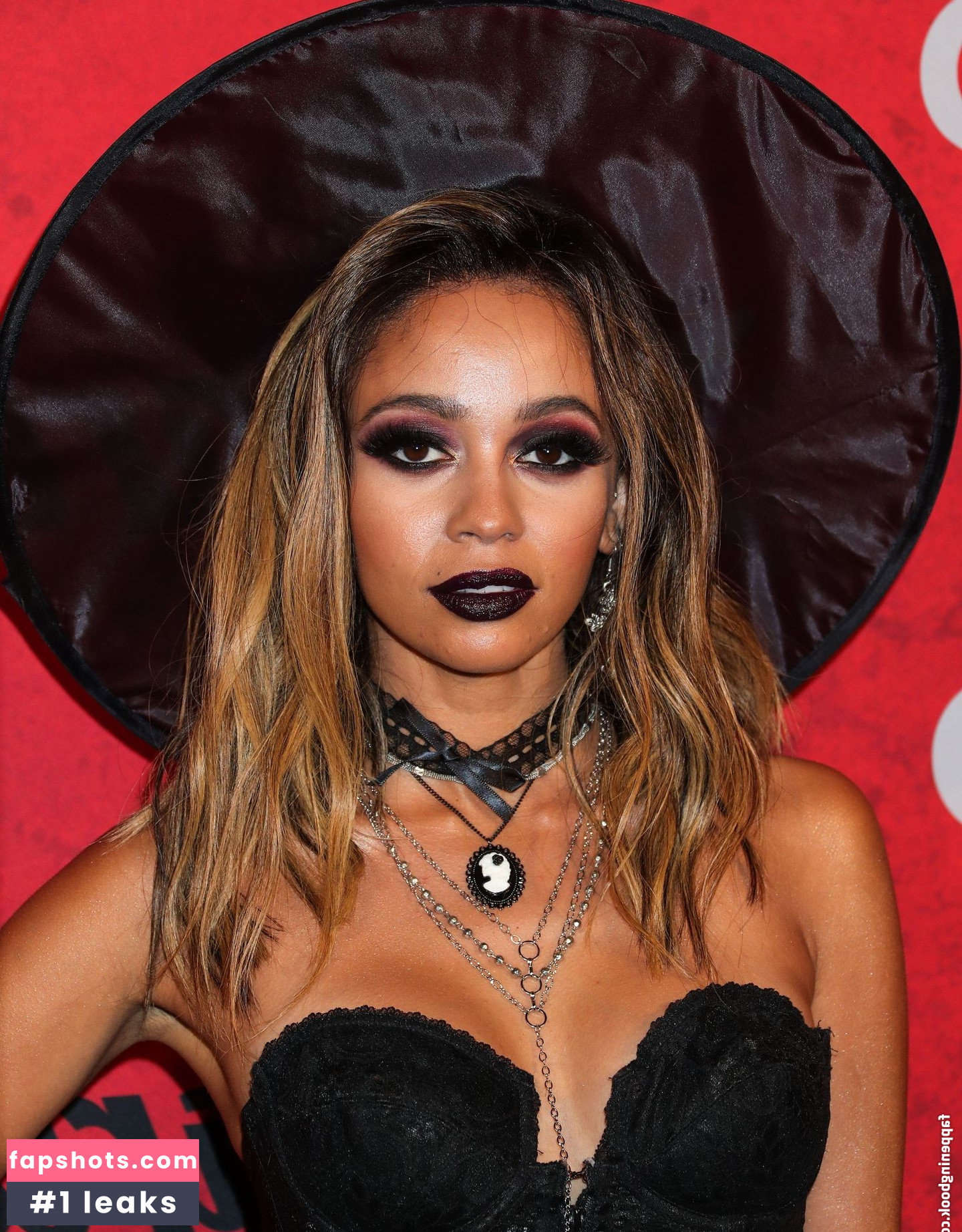 Vanessa Morgan gallery photo #254