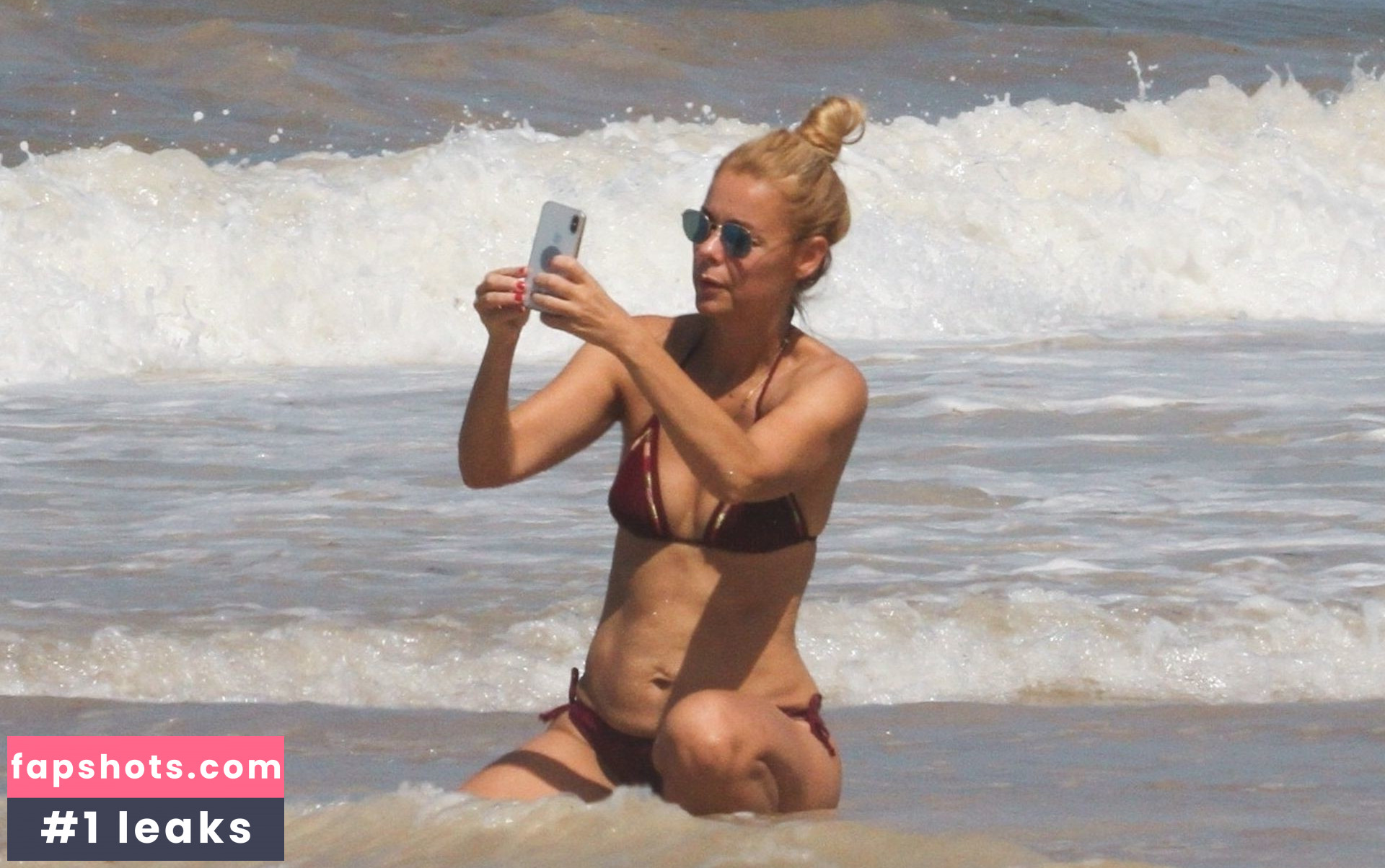 Vanessa Morgan gallery photo #280