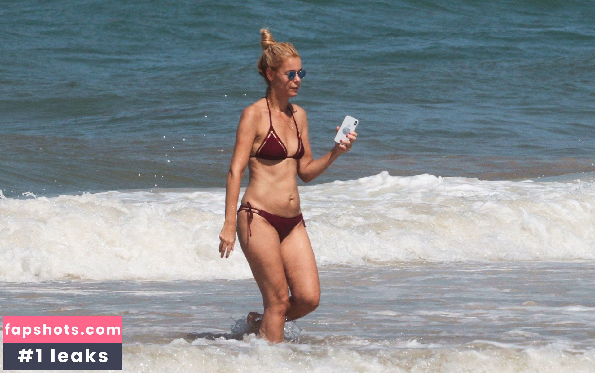 Vanessa Morgan gallery photo #287