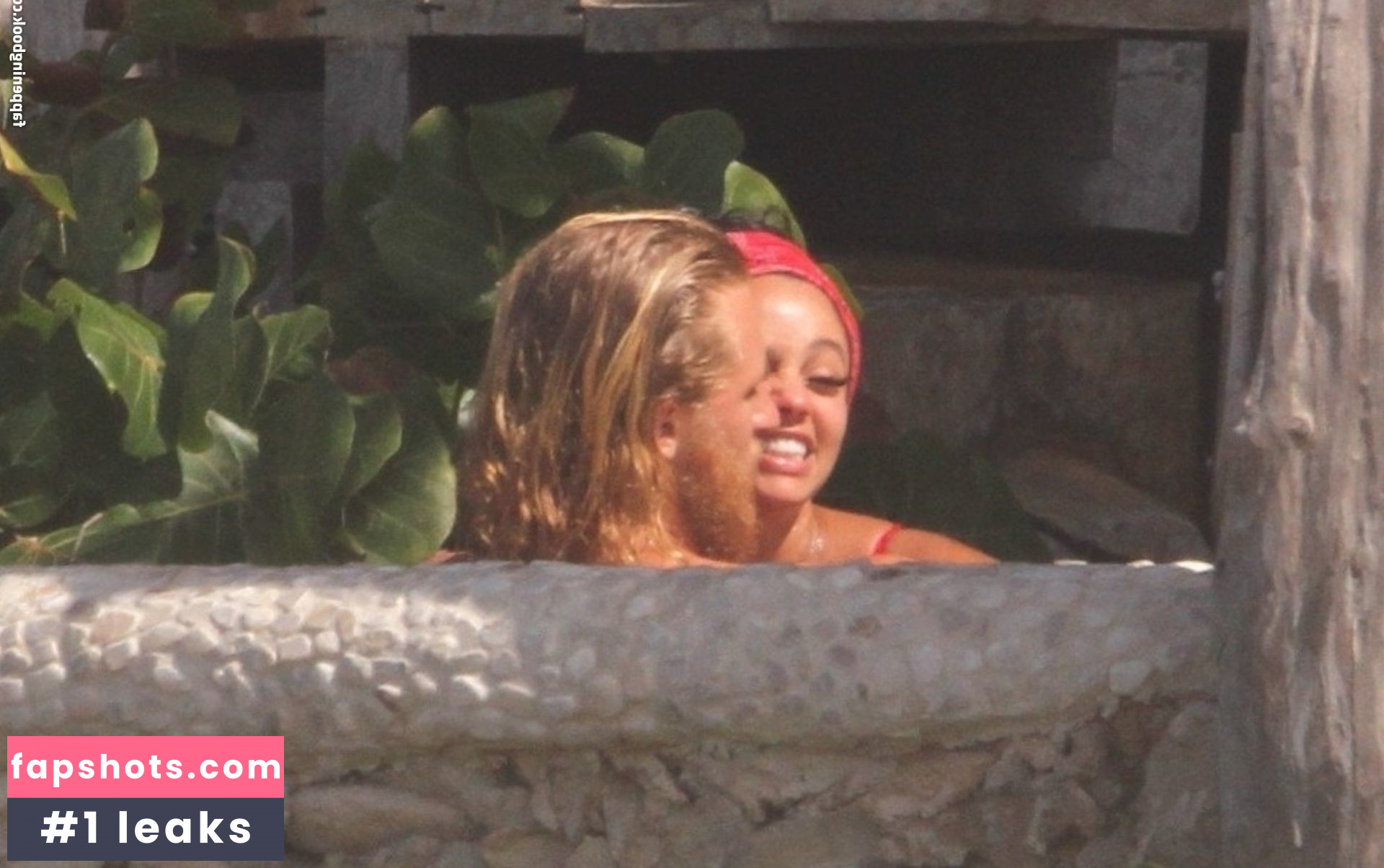 Vanessa Morgan gallery photo #331