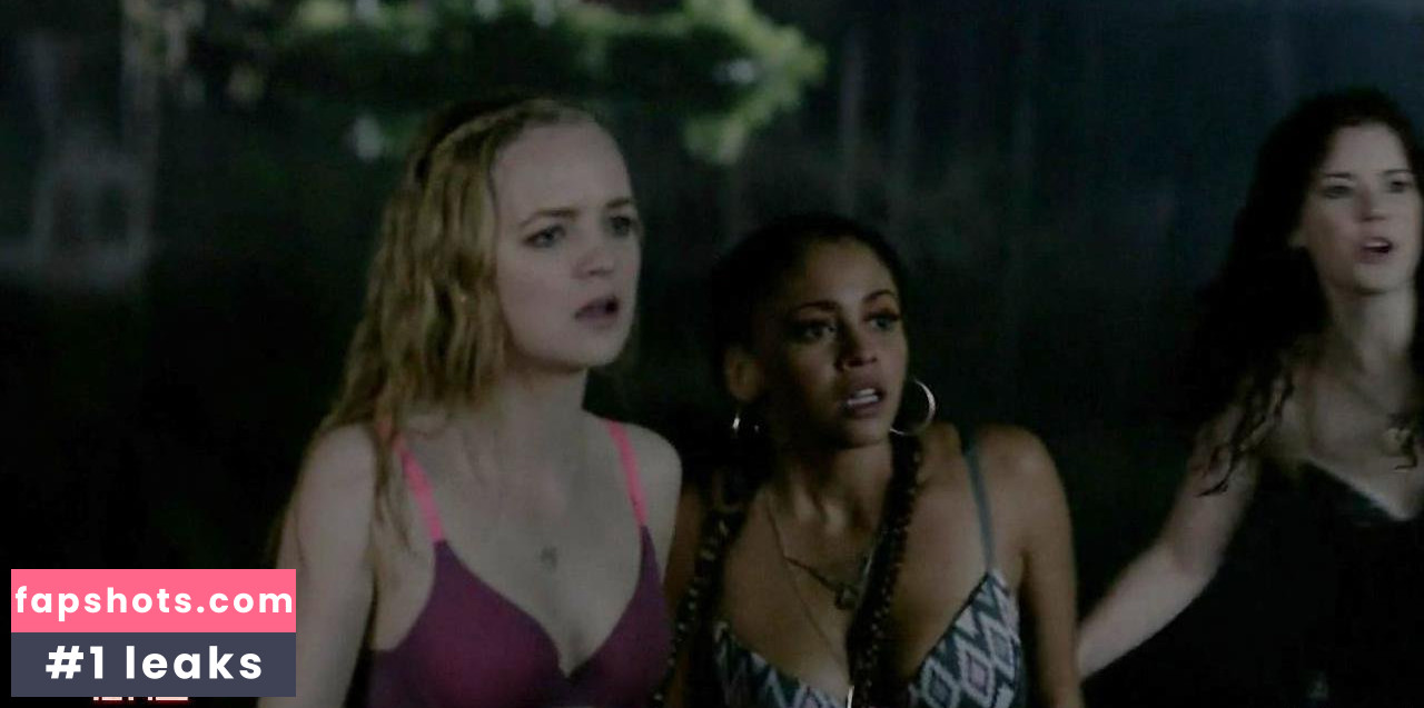 Vanessa Morgan gallery photo #364