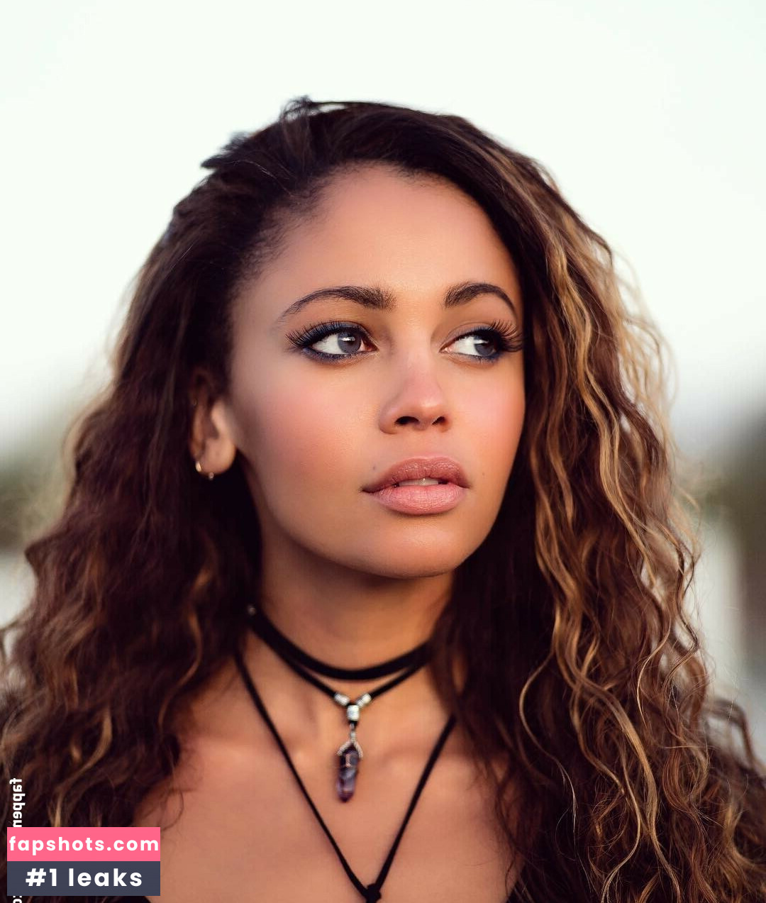 Vanessa Morgan gallery photo #74