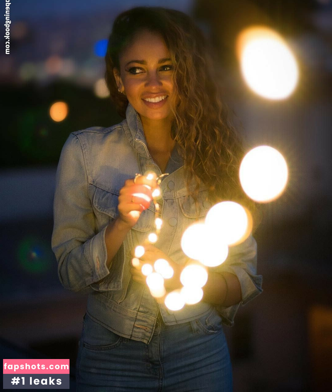 Vanessa Morgan gallery photo #76
