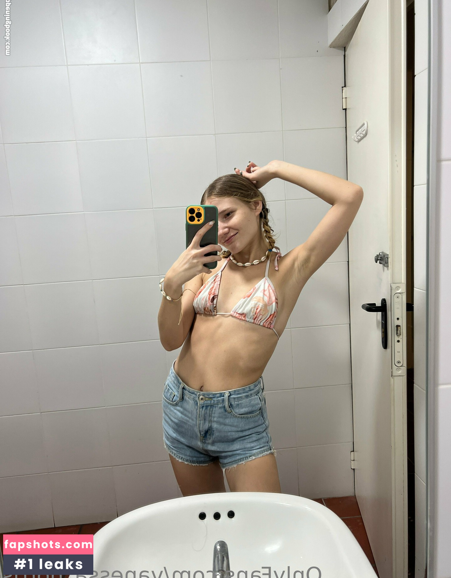 vanessa_norris gallery photo #23