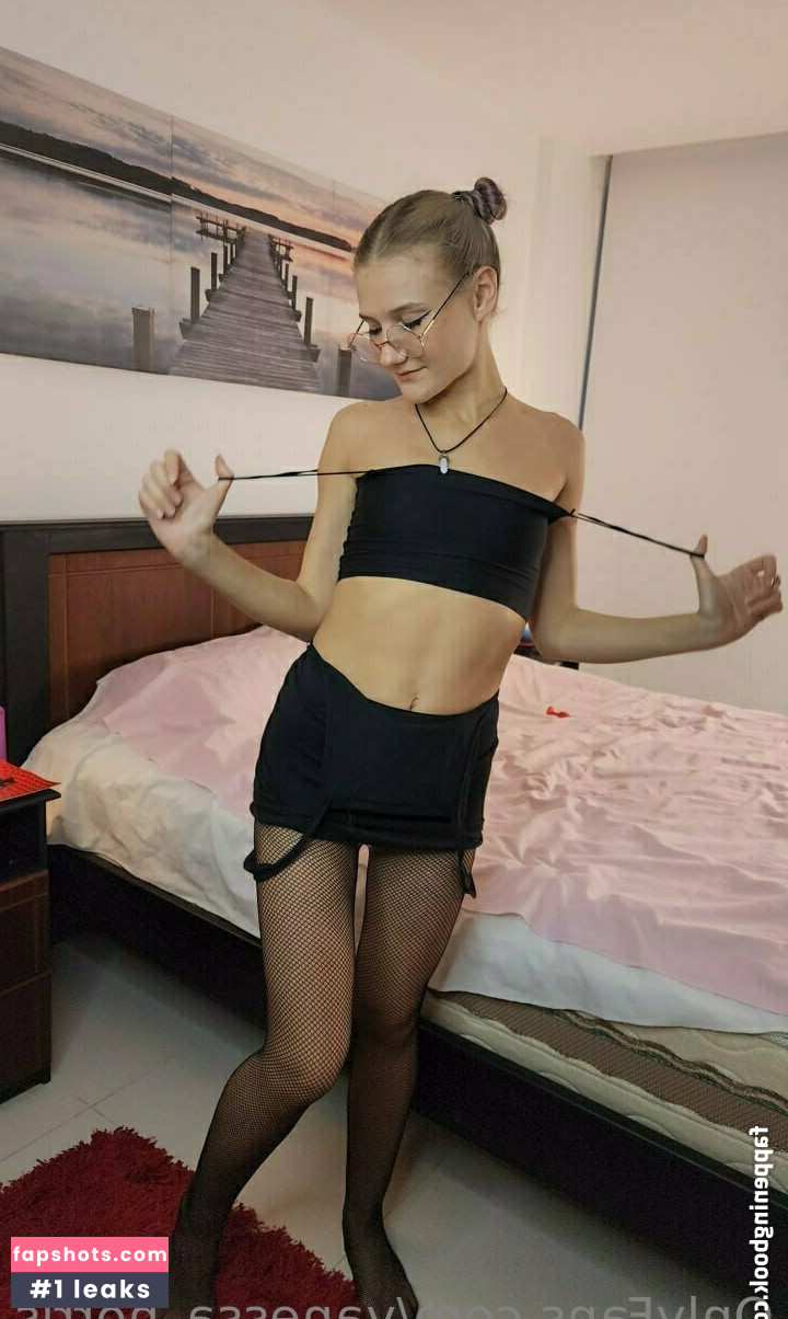 vanessa_norris gallery photo #29