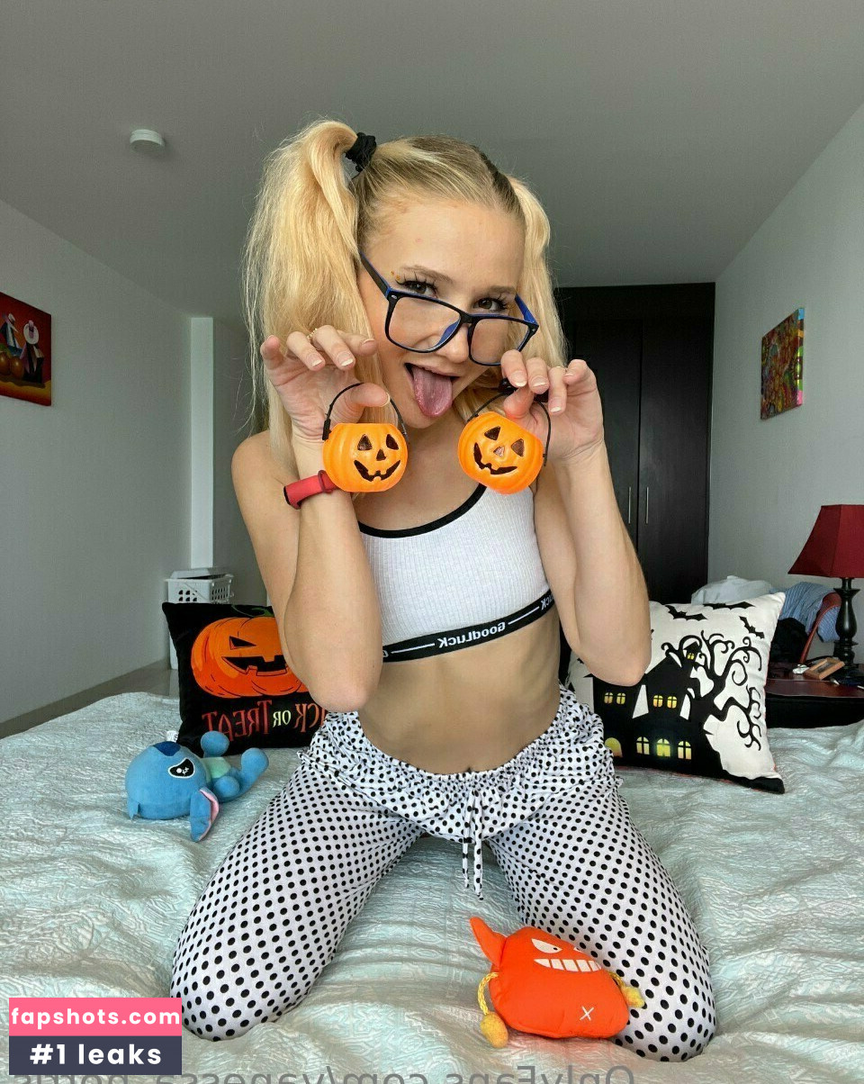 vanessa_norris gallery photo #38