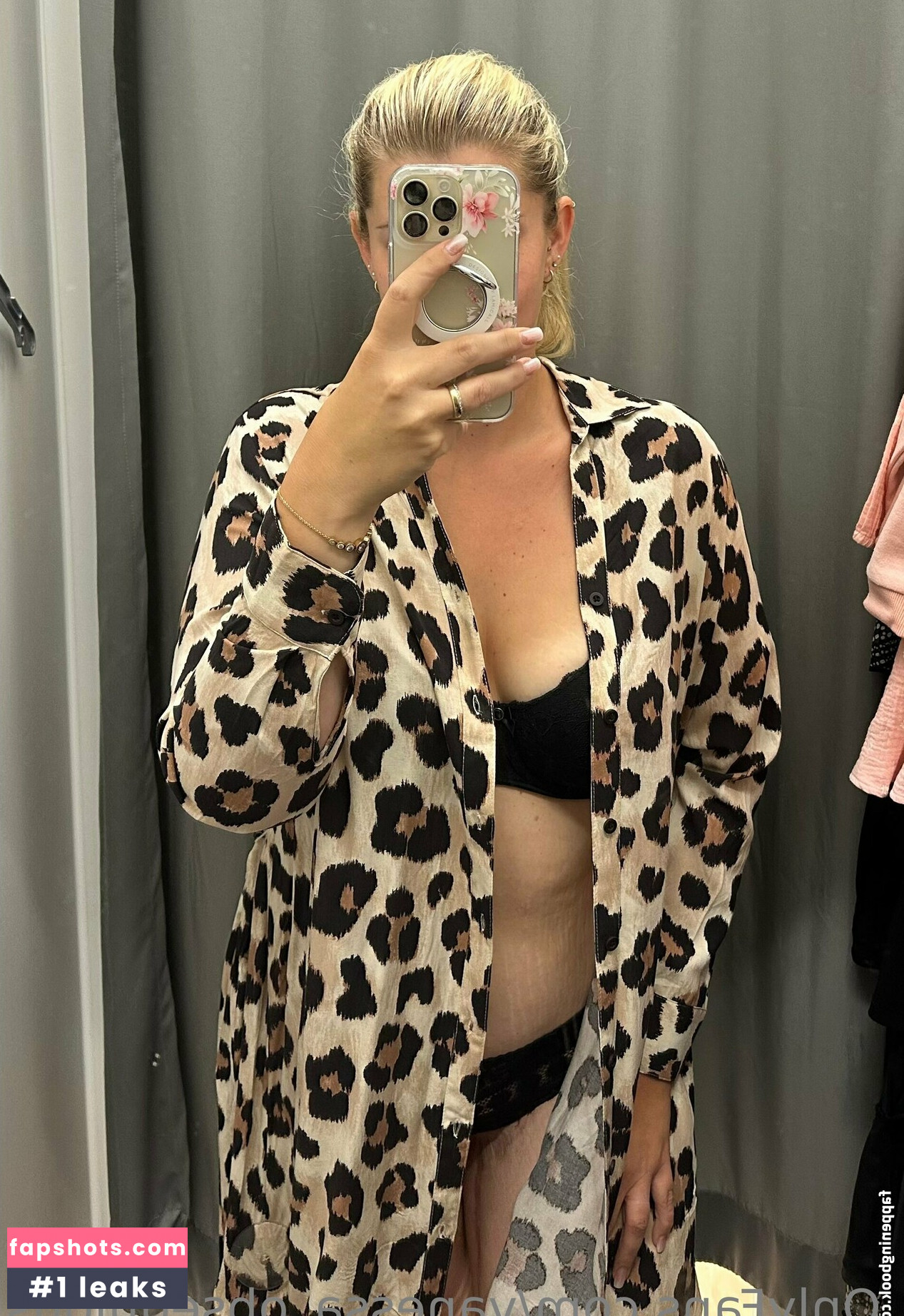 vanessa_obsequious gallery photo #3