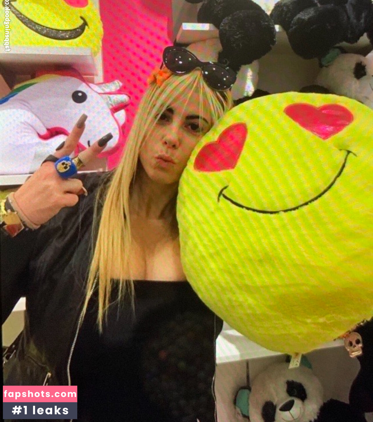 Vanessa Pardo Taouil Nude Leaks OnlyFans Photos #20 - Fapshots