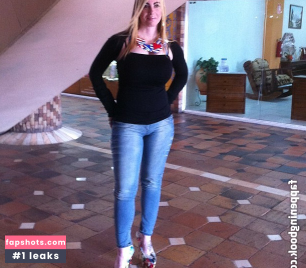 Vanessa Pardo Taouil Nude Leaks OnlyFans Photos #9 - Fapshots