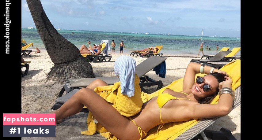 Vanessa Rebelo gallery photo #3