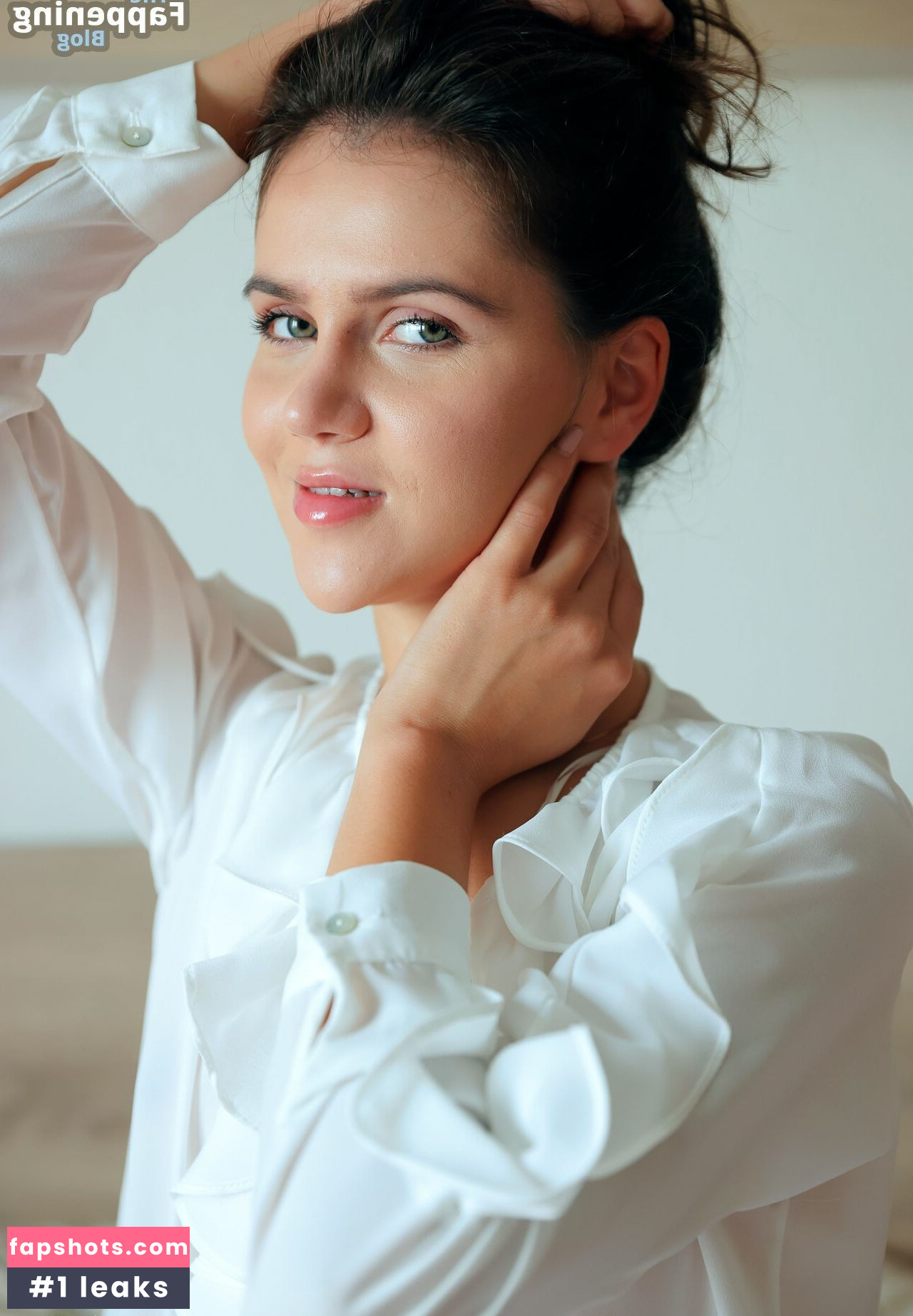 Vanessa Shy gallery photo #11