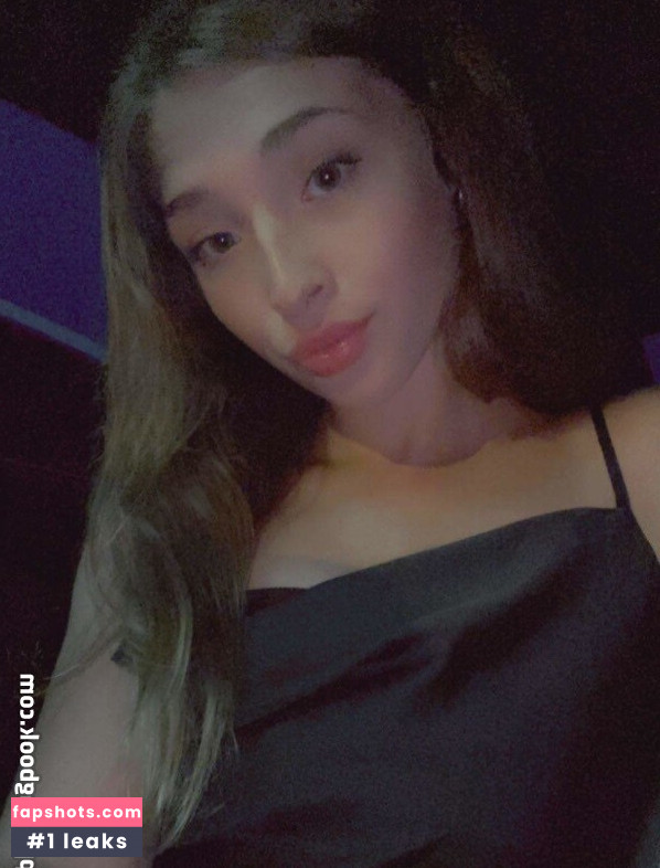 Vanessa Taylor gallery photo #53