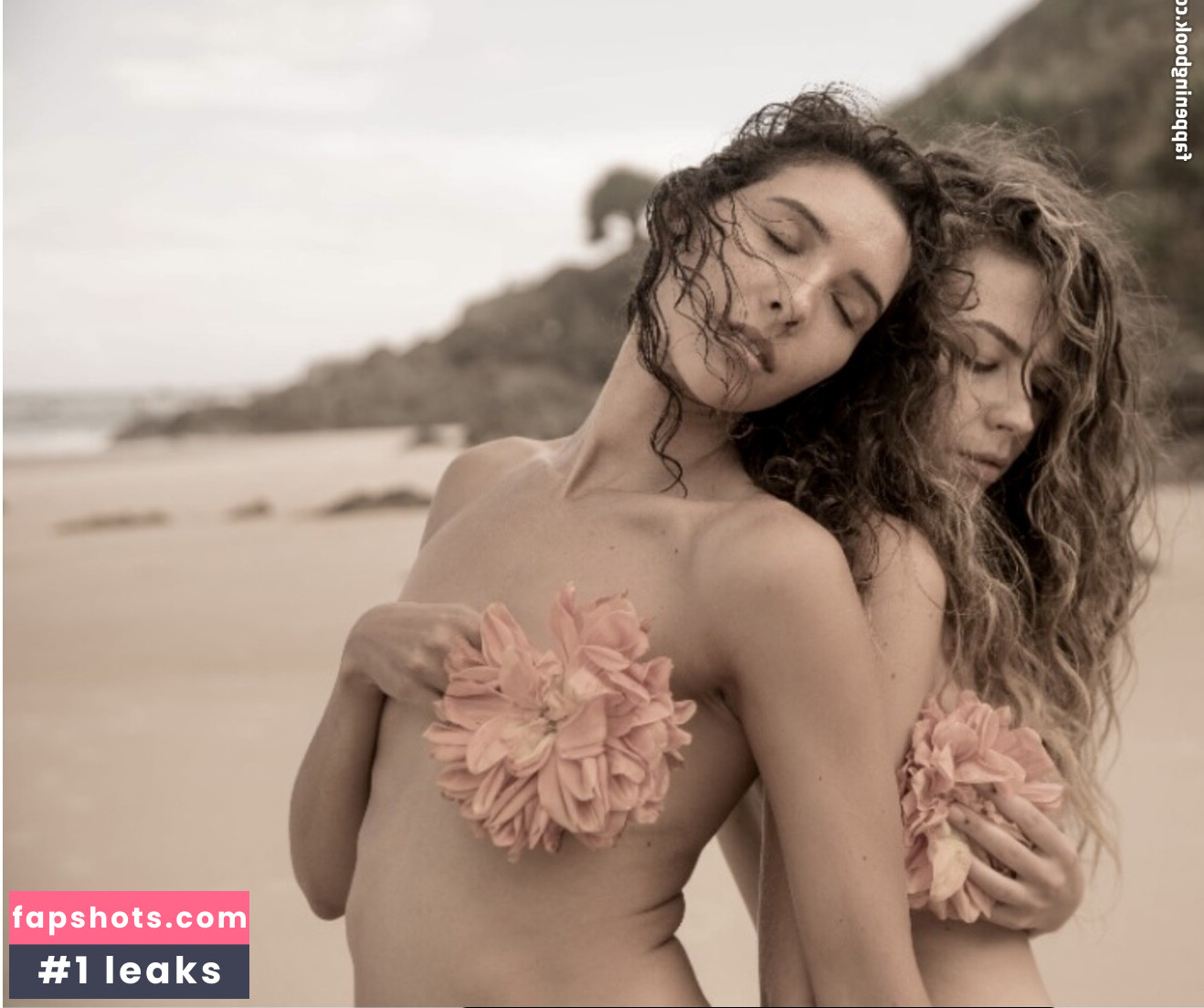 Vanessa Valladares gallery photo #6