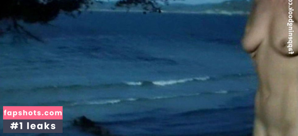 Vanessa Vaylord nude babe gallery