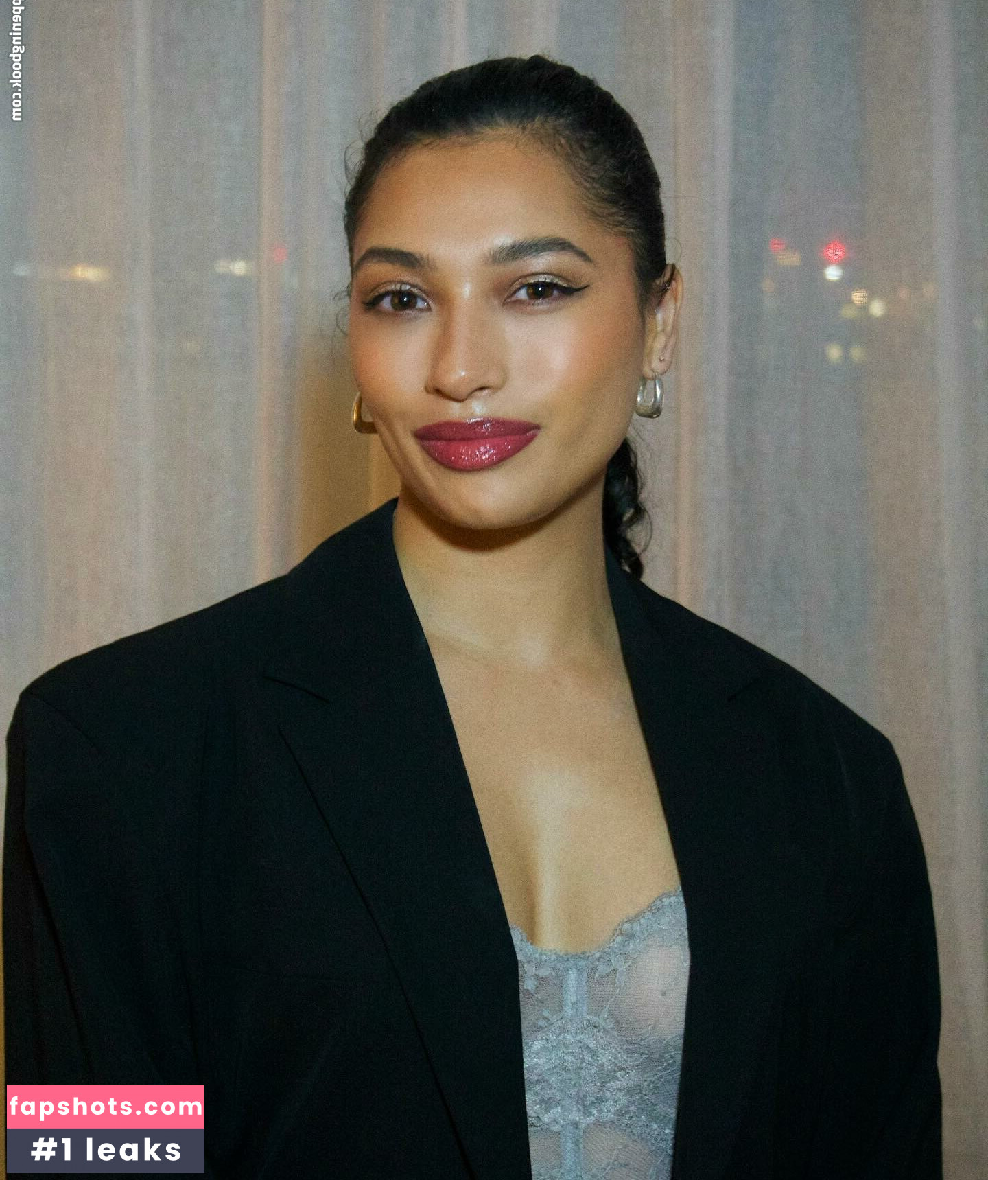 Vanessa White gallery photo #4