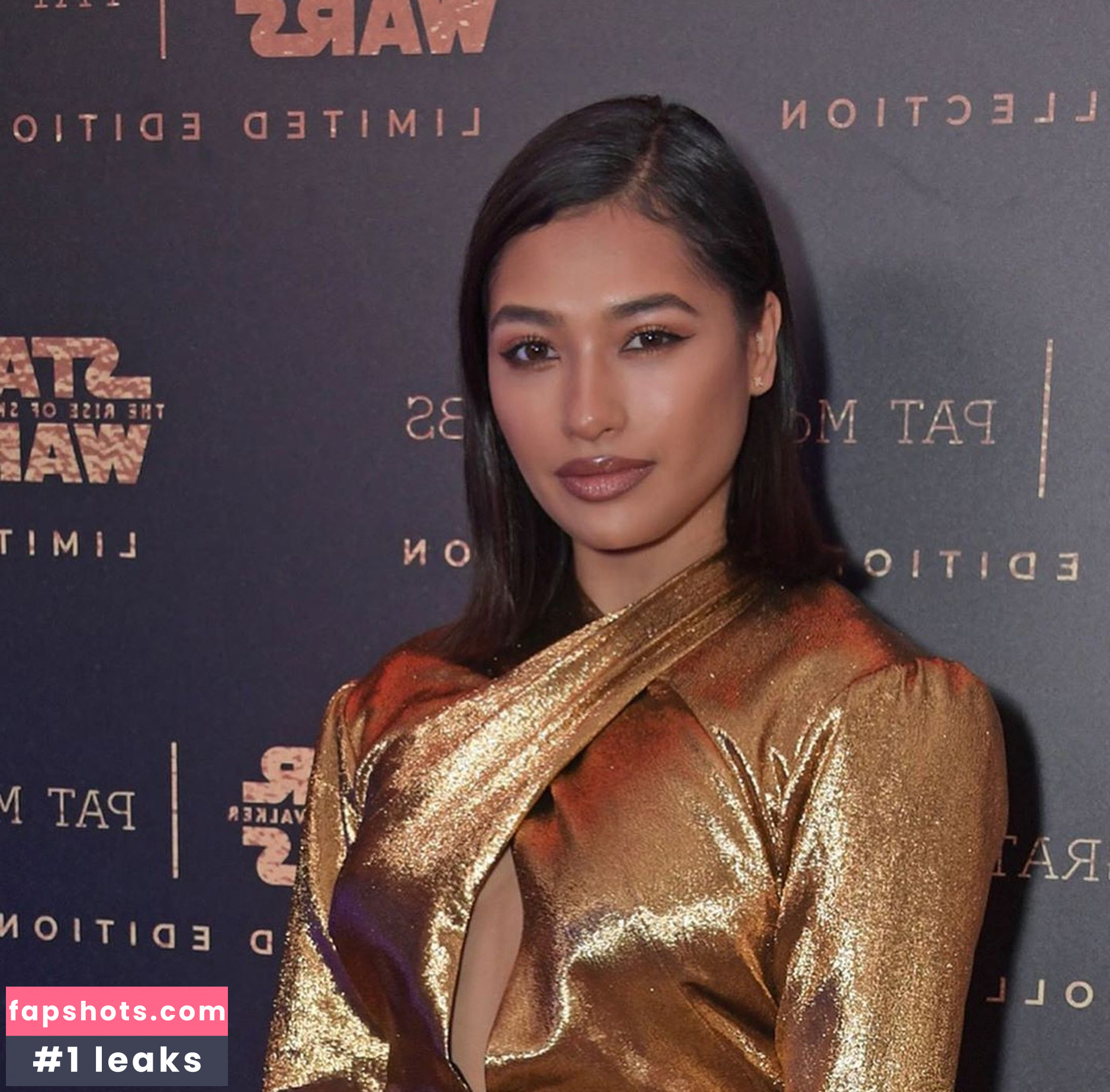 Vanessa White nude babe gallery