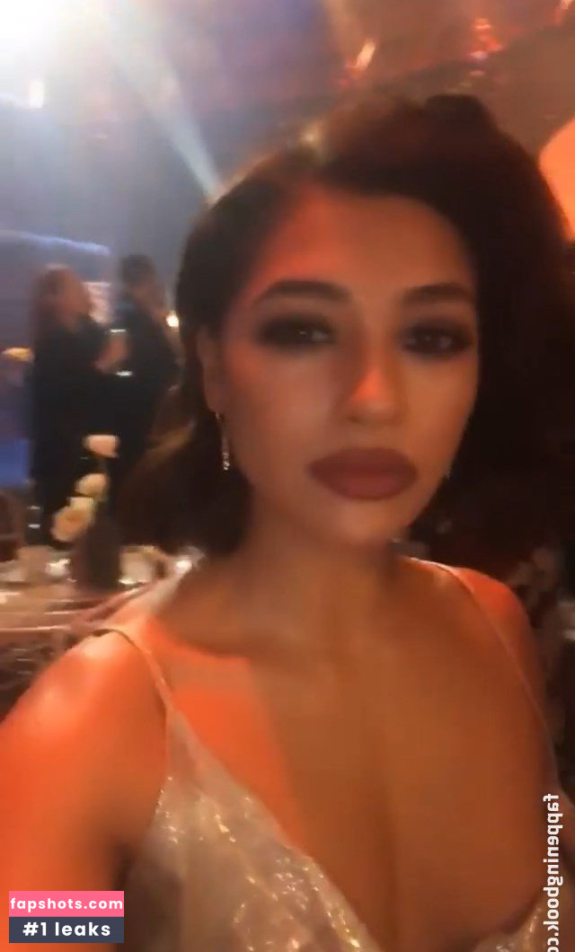 Vanessa White gallery photo #100