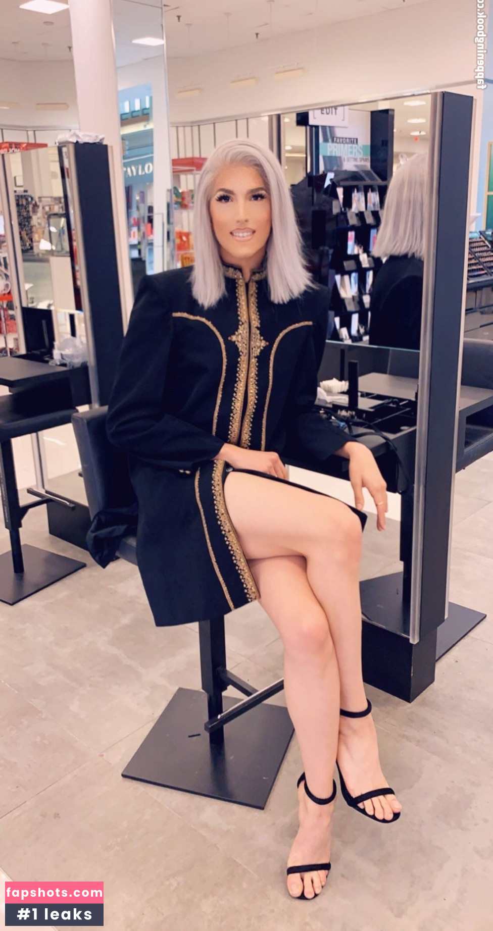 Vanessa9in gallery photo #28