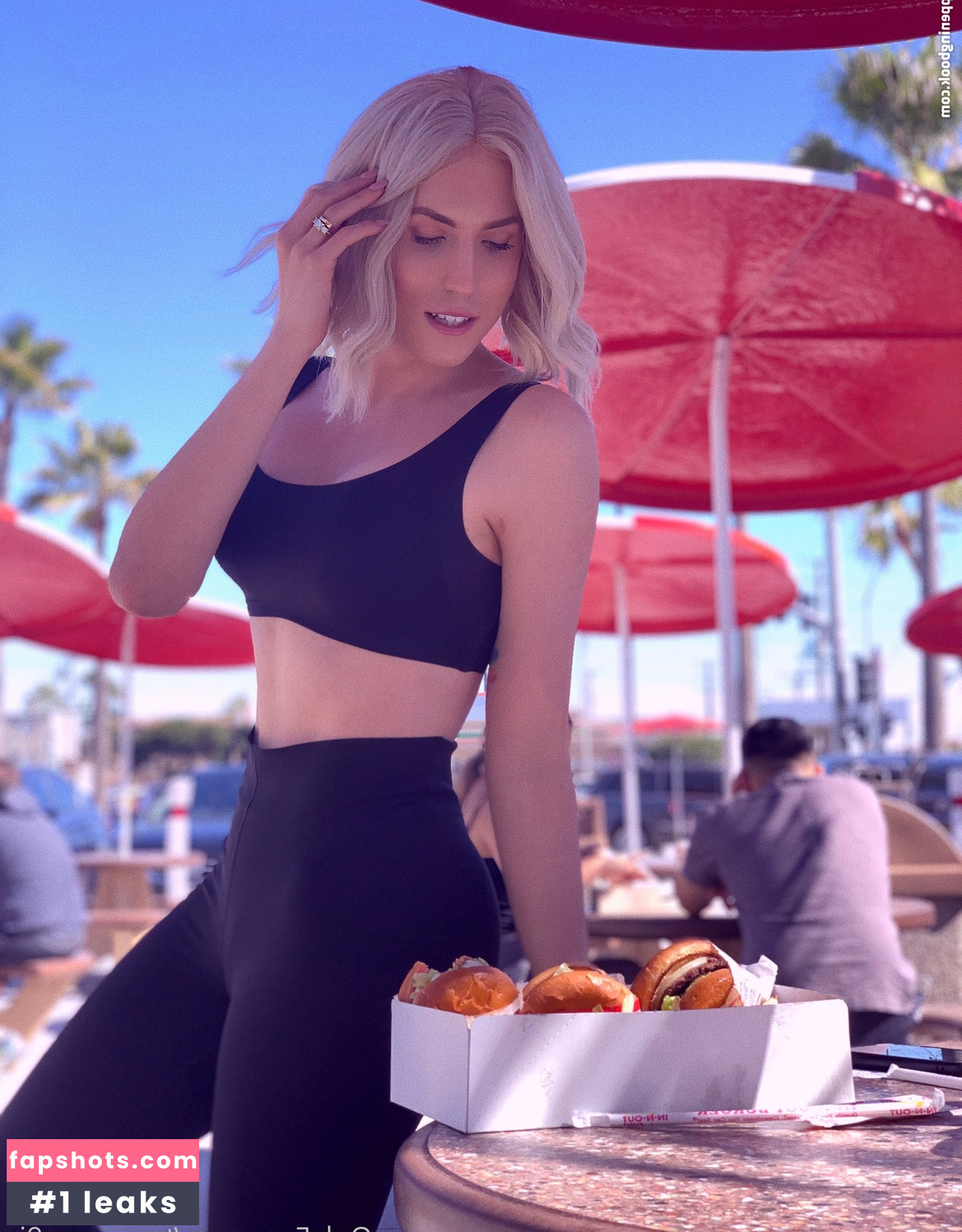 Vanessa9in gallery photo #41