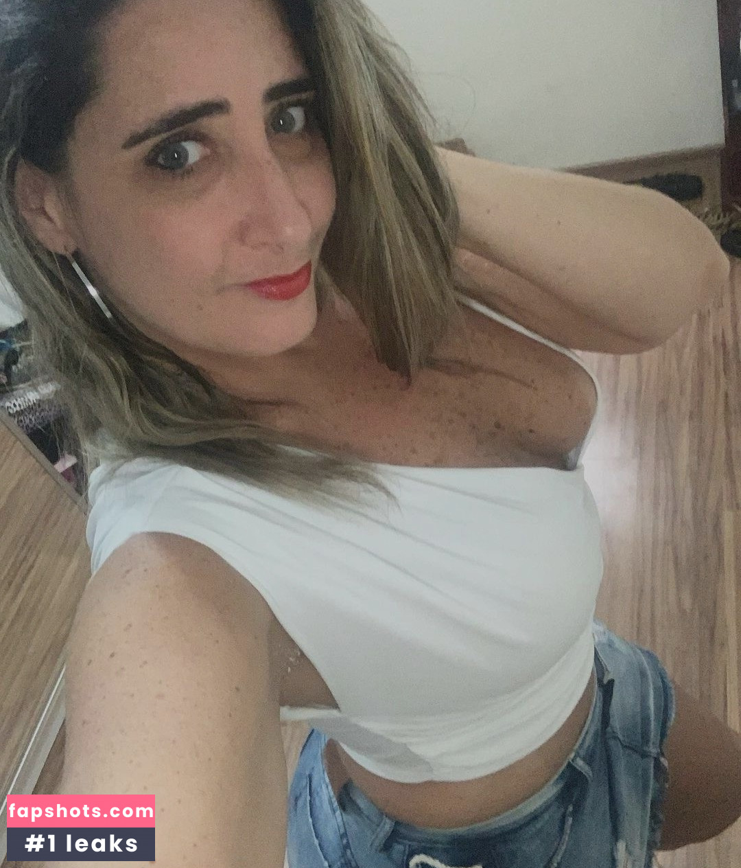 Vanessaalessandraoficial nude babe gallery