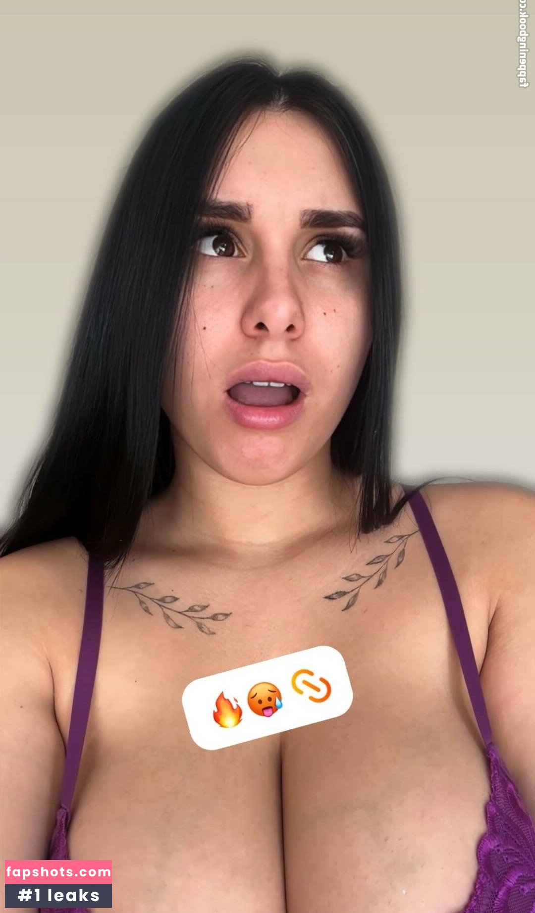 vanessacherry18 gallery photo #6