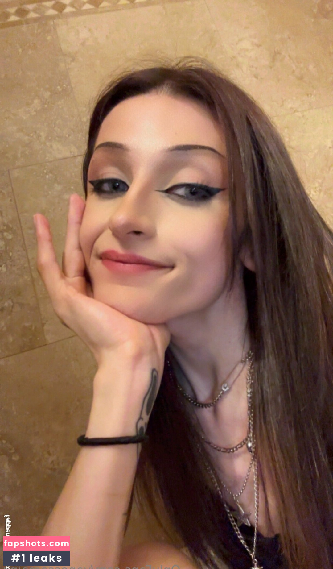 vanessamainz Nude Leaks OnlyFans Photos #19 - Fapshots