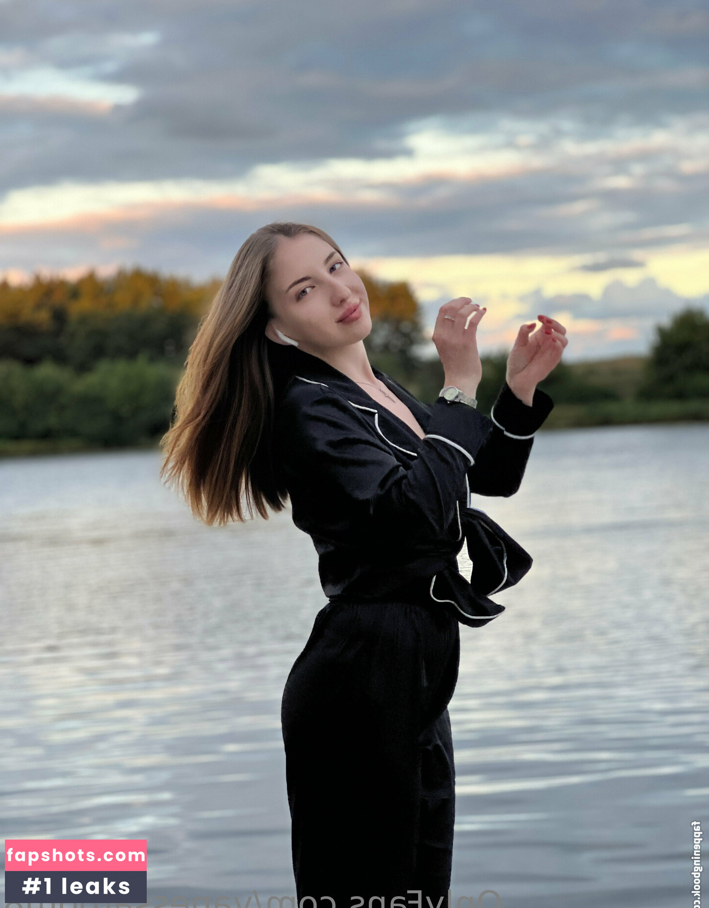 vanessaroom8 Nude Leaks OnlyFans Photos #89 - Fapshots